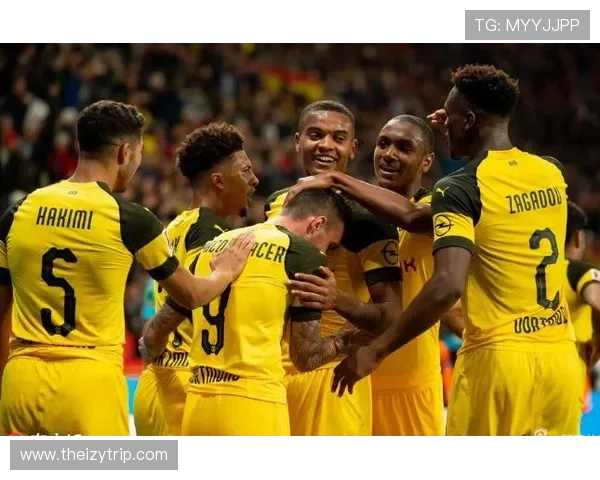 多特防线稳定性持续承压,对赛季走势形成制约 多特防线稳定性持续承压,对赛季走势形成制约